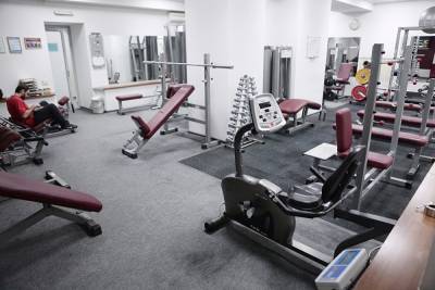 В Госдуме нашли способ помочь фитнес-центрам — раздать малоимущим ваучеры на посещение