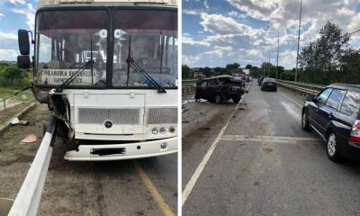 В ДТП с автобусом в Воронежской области у водителя КамАЗа отказали тормоза