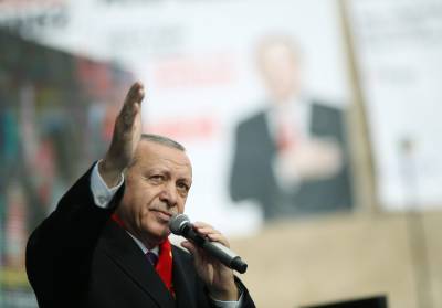 Bloomberg разъясняет, как Эрдоган эксплуатирует слабые места США и ЕС