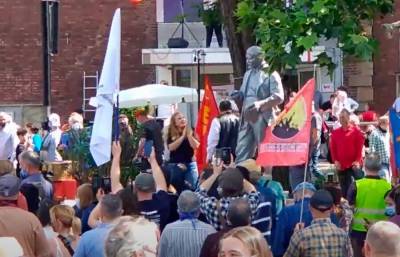 В Европарламенте хотят убрать памятник Ленину в Германии