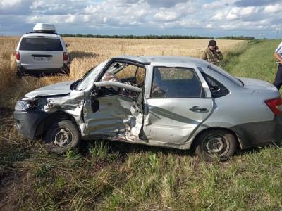 В столкновении отечественной легковушки и иномарки погиб пожилой житель Воронежской области