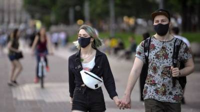 В МОЗ заявили, что украинцев не будут штрафовать за отсутствие маски на улице