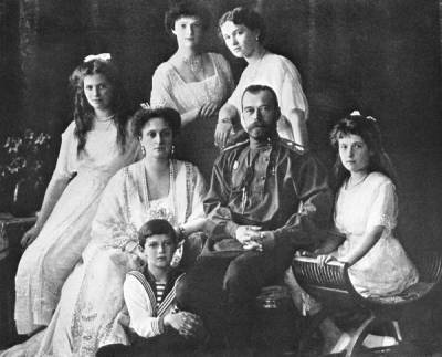 СКР нашёл новые детали в деле об убийстве Николая II и его семьи