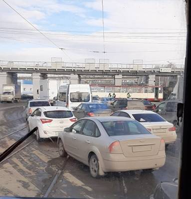 В Челябинске с 19 июля начнут ремонтировать трамвайные переезды
