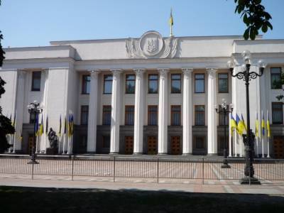 «Слуга народа» не найдет голосов для законопроекта Бужанского – эксперт