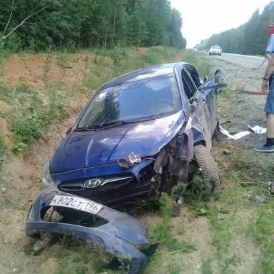 На Урале перевернулся авто, за рулем которого был парень без прав: пострадали 6 человек