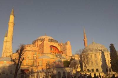 В РПЦ призвали Турцию обеспечить доступ паломников в собор Святой Софии