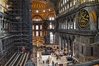 Синод РПЦ призвал Турцию обеспечить доступ христианских паломников в собор Святой Софии