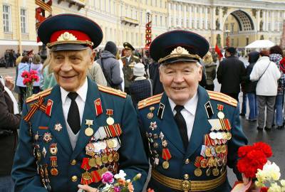 Собянин поблагодарил ветеранов-участников Сталинградской битвы