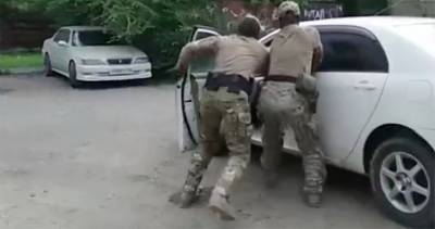 ФСБ показала видео задержания подозреваемого в подготовке теракта в Хабаровске