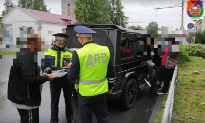 В Петрозаводске оштрафовали водителя на тонированном «Гелендвагене»