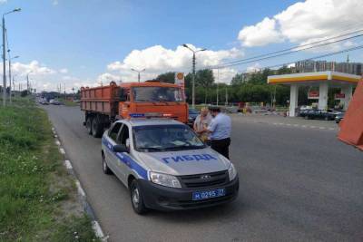 Сотрудники тульской Госавтоинспекции поймали недобросовестных водителей грузовиков