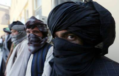 Пока США уходят, афганцы массово присоединяются к Талибану