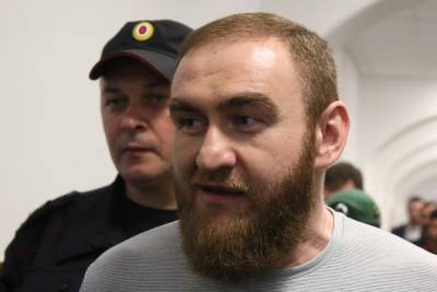 Срок ареста бывшего сенатора от КЧР Арашукова продлен до 24 октября