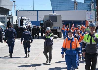 Забастовка рабочих в районе "Лахта Центра" в Петербурге завершена