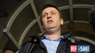 Навальный совершил роковую ошибку: война с журналистами прикончит блогера