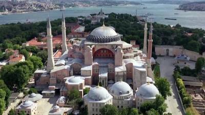 С призывом к властям Турции обеспечить доступ христианских паломников в собор Святой Софии обратился Священный синод РПЦ