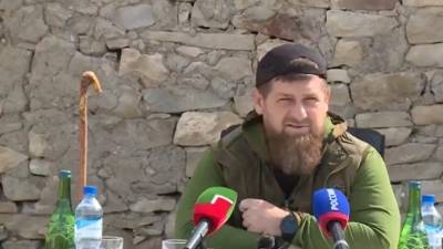 Кадыров обязал госслужащих подписаться на телеканал «Грозный» в соцсетях