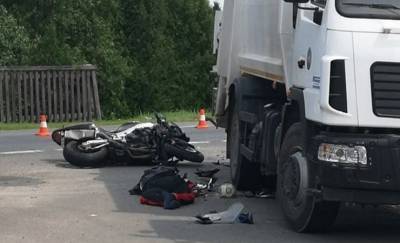 В Брестском районе мотоцикл врезался в мусоровоз, погибли два брата