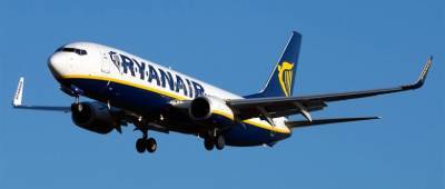 Самолет Ryanair проверяли из-за сообщения о заминировании