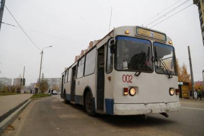 В Смоленске на улице Рыленкова в субботу поедут троллейбусы