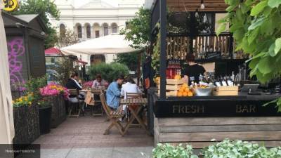 Более тысячи кафе и ресторанов приступили к работе в Санкт-Петербурге