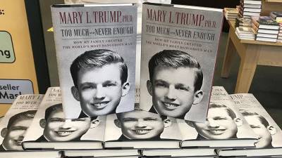Трампа расстроили вышедшие недавно книги о нем