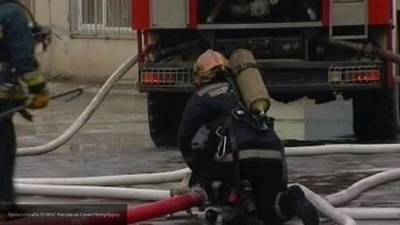 МЧС РФ сообщило о возгорании подмосковного склада с картоном в Мытищах