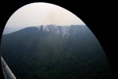 Искусственный дождь вызвали в районах Забайкалья для тушения лесных пожаров