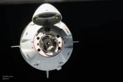 Корабль Crew Dragon вернет на Землю двух астронавтов NASA 2 августа