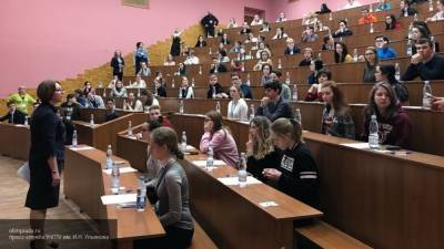 Российским учителям сообщили о выплате в 50 тысяч от государства