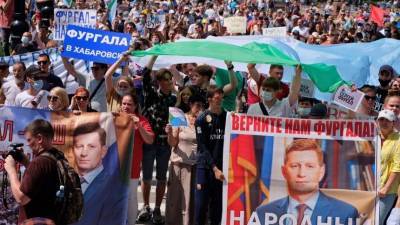 В Хабаровске на акции в поддержку Фургала собрались до 10 тысяч человек