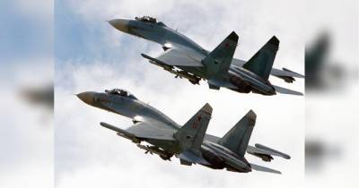 Россия перебросила военную авиацию ближе к границам Украины