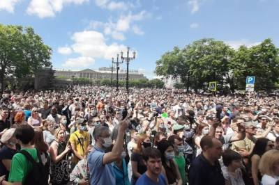 «Мы не хотим, чтобы там были партийные знамена»: Жириновский высказался о митингах в Хабаровске