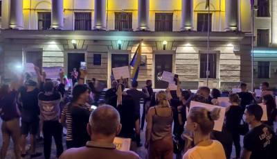 Запорожские предприниматели устроили акцию протеста под мэрией