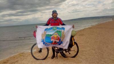 «А главная мечта — подняться на Эльбрус»: учитель из Томской области доехал на велосипеде до Крыма