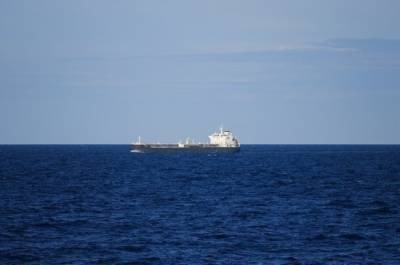 Пираты похитили 13 членов российско-украинского экипажа танкера в Гвинейском заливе