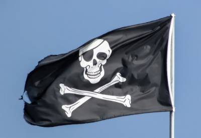 В Гвинейском заливе пираты захватили россиян и украинцев с танкера в плен