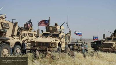 Военный патруль РФ заблокировал американскую бронеколонну в сирийской Хасаке