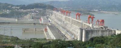 Уровень воды на китайской ГЭС поднялся до опасной отметки