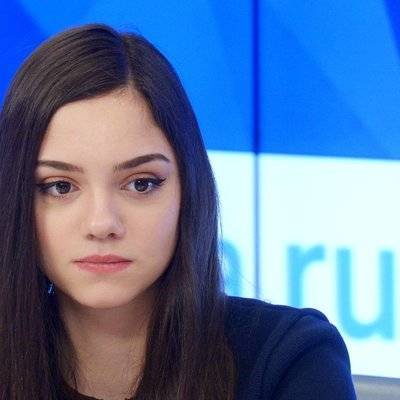 Евгения Медведева обратилась к семье погибшей фигуристки Екатерины Александровской