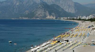 Украинцев предупредили об угрозе закрытия турецких курортов из-за россиян
