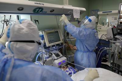 ВОЗ сообщила о новом рекордном приросте случаев заражения коронавирусом