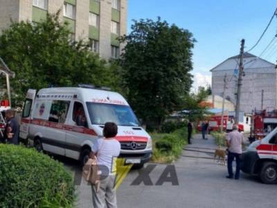 В Харькове произошел пожар в отеле: иностранец выбросился из окна и погиб