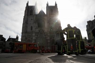 Во Франции объявили о сборе пожертвований на реставрацию собора в Нанте