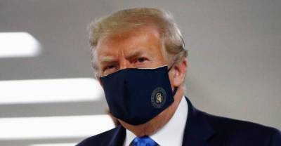 Трамп выступил против обязательных масок в пандемию COVID-19