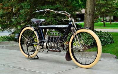 110-летний мотоцикл нужен? Продан за $ 225 000!