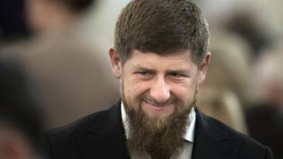 Кадыров требует от Зеленского новых извинений и говорит ему сдаться Путину
