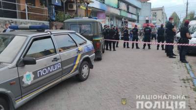 В Черновцах у ресторана мужчину застрелили посреди дня