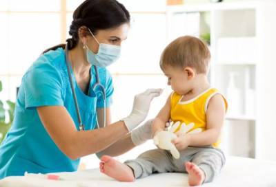 В ближайшие полгода в России могут начаться испытания детской вакцины от COVID-19